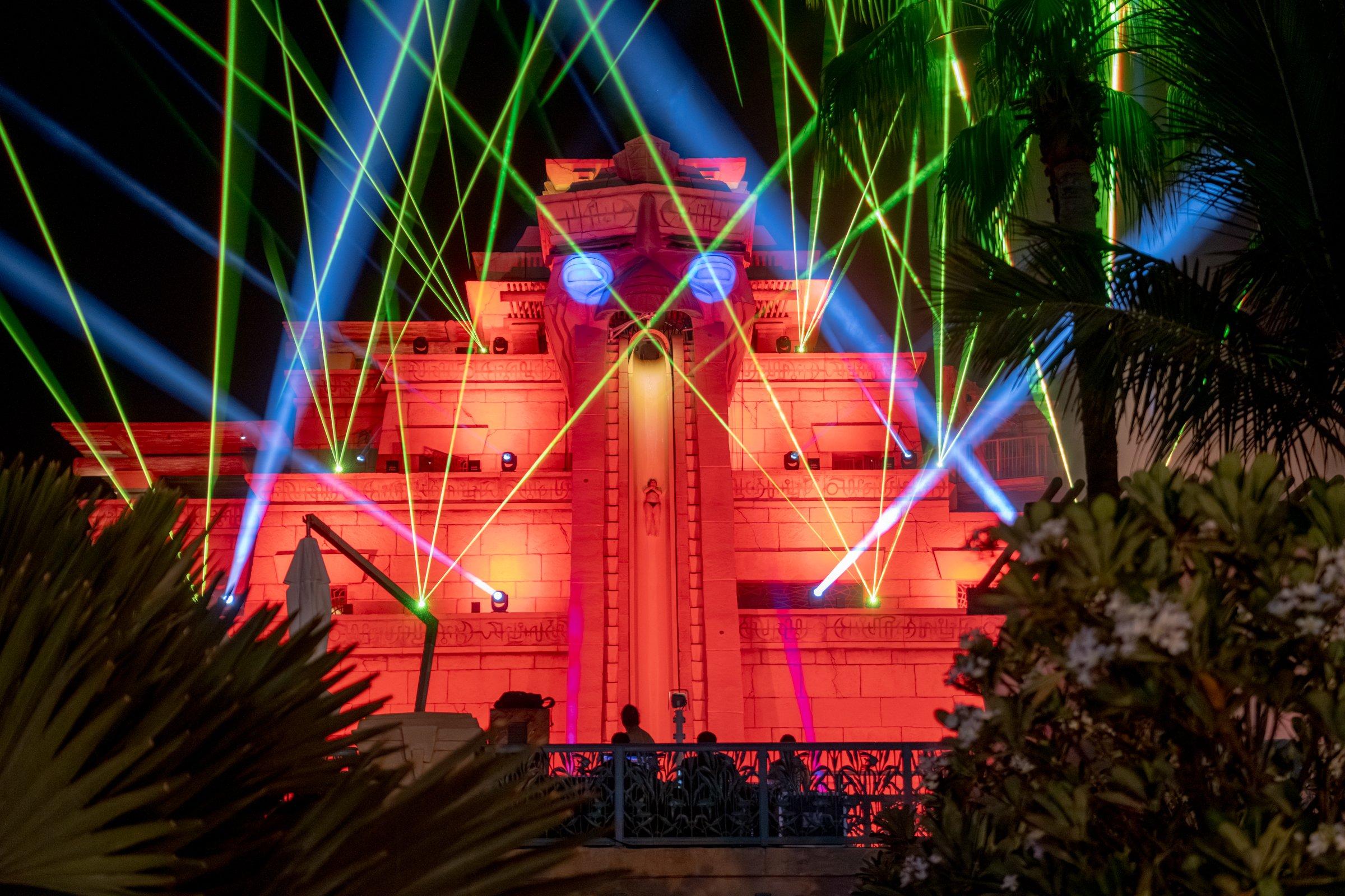 Aquaventure After Dark
